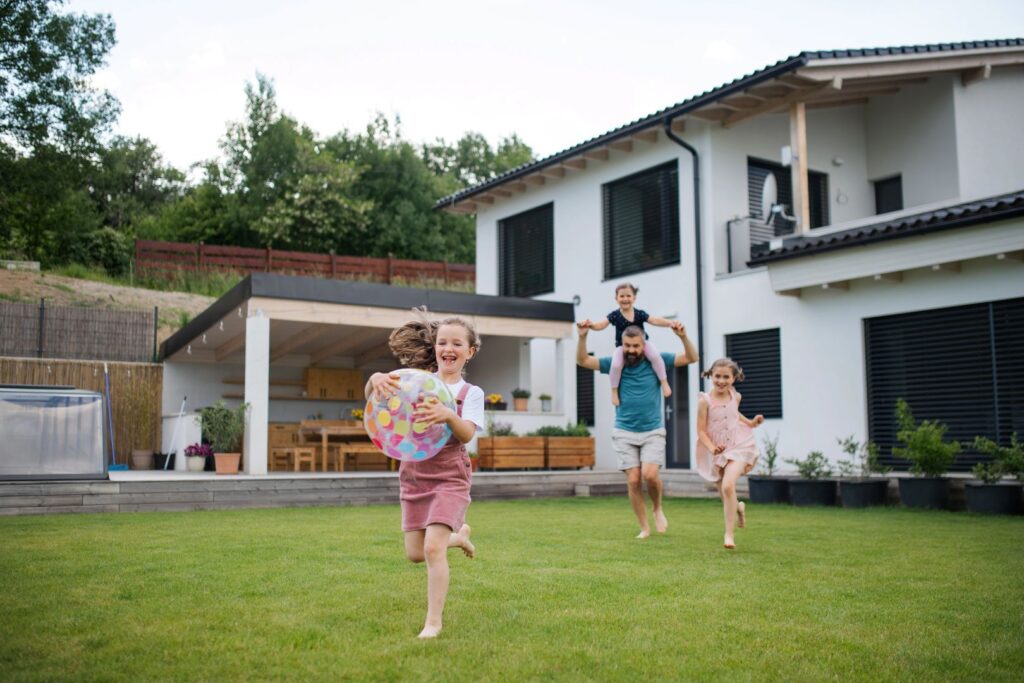 Aura Painting - Exterior House Painters in Los Angeles