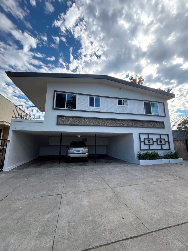 comprehensive professional painting service, exterior and interior painting, residential and commercial painting (10)